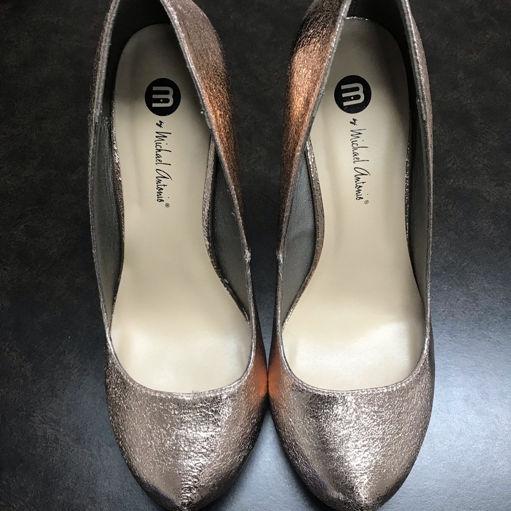 Michael Antonio Rose Gold Heels - Size: 6.5